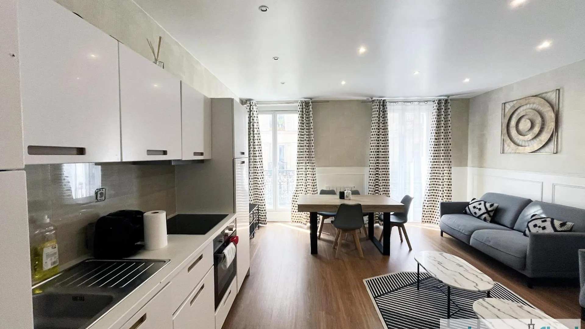 Apartman 23 - Charming Parisian Flat In