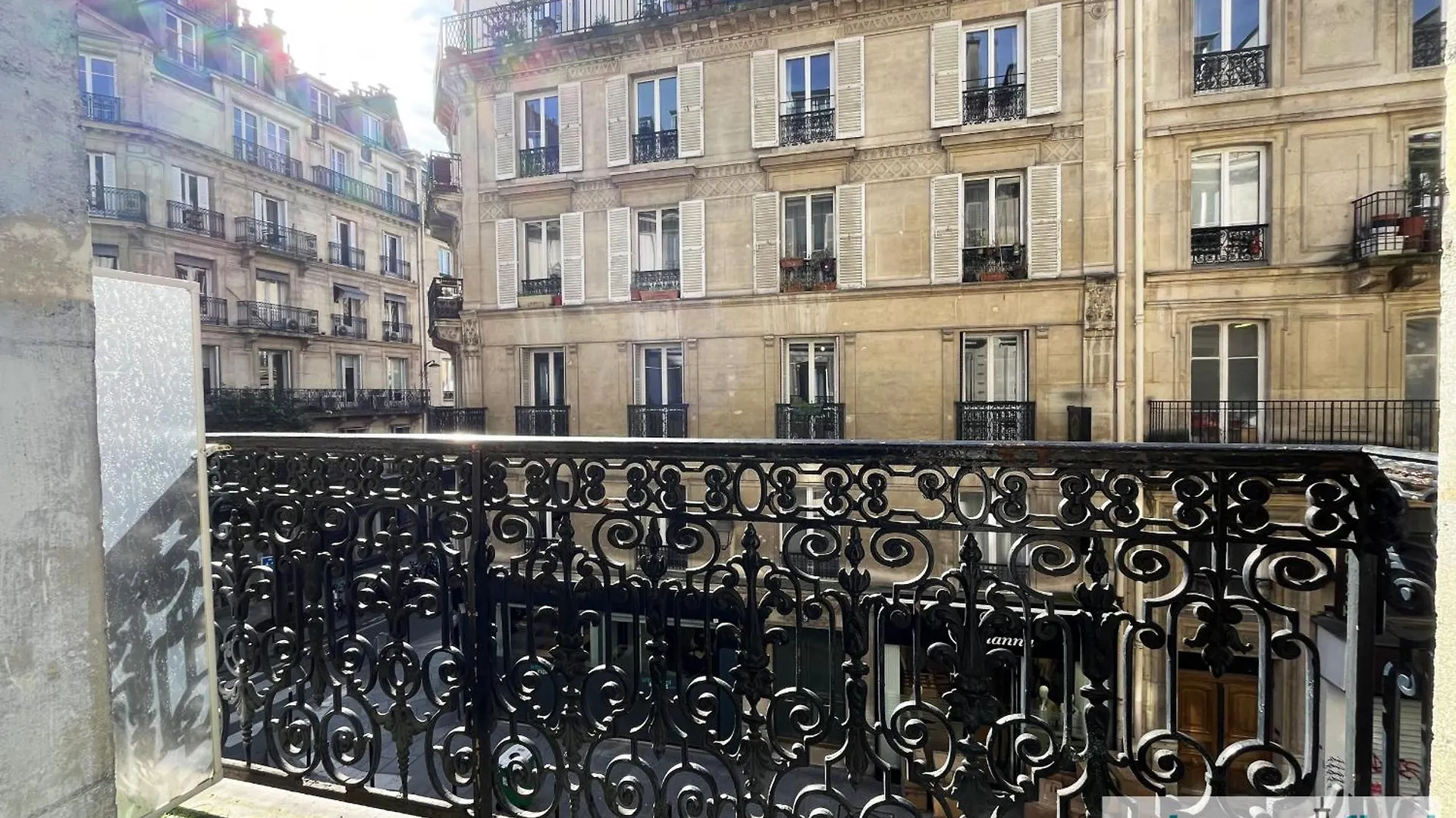 Apartment 23 - Charming Parisian Flat In Paris